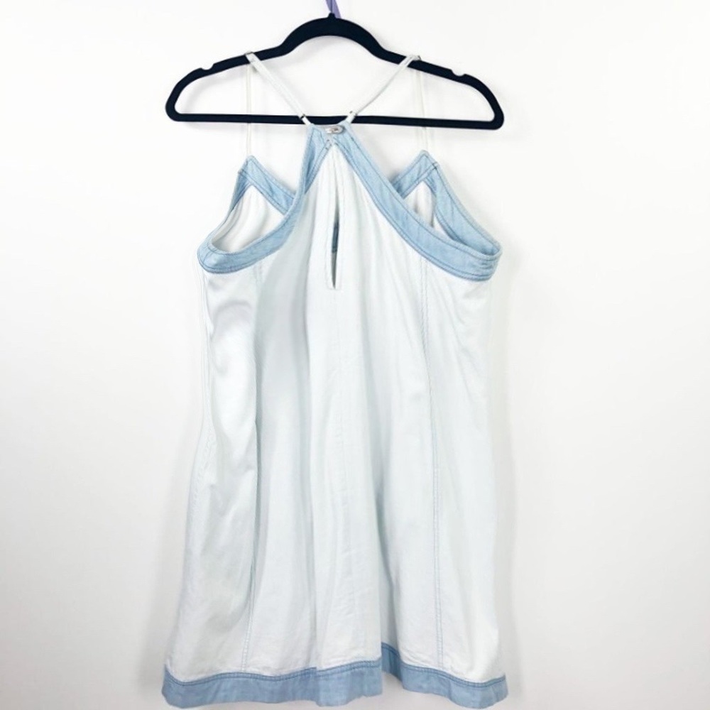 ADDISON Wyton A-Line Racerback V-Neck Light Wash Chambray Dress - Picture 7 of 14